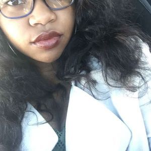 Meet your Posher, Sabrina